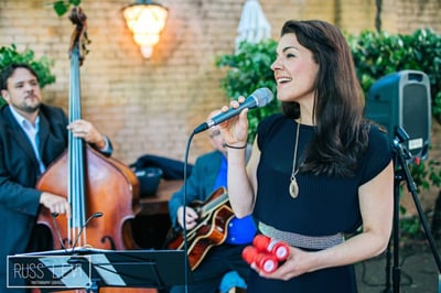 Jazz Singer for Birthday and Holiday Party, Professional – Entertainers