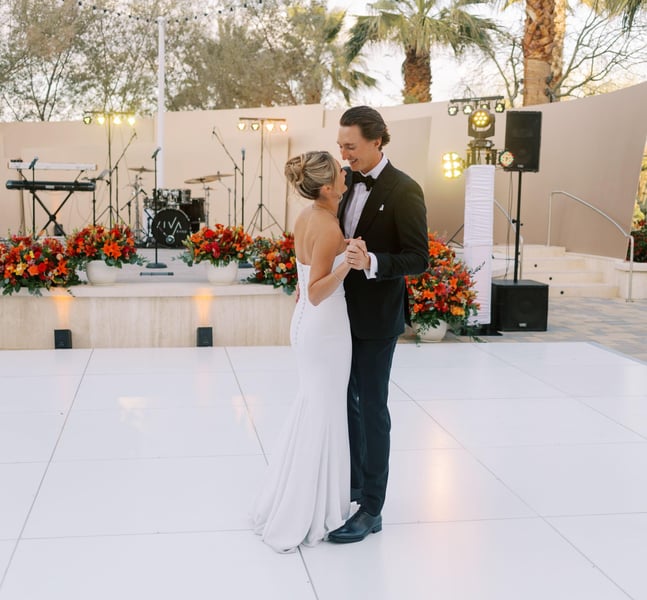 Live Harpist for Wedding Ceremonies, Cocktail Hours and Dinners – Bands – photo 3