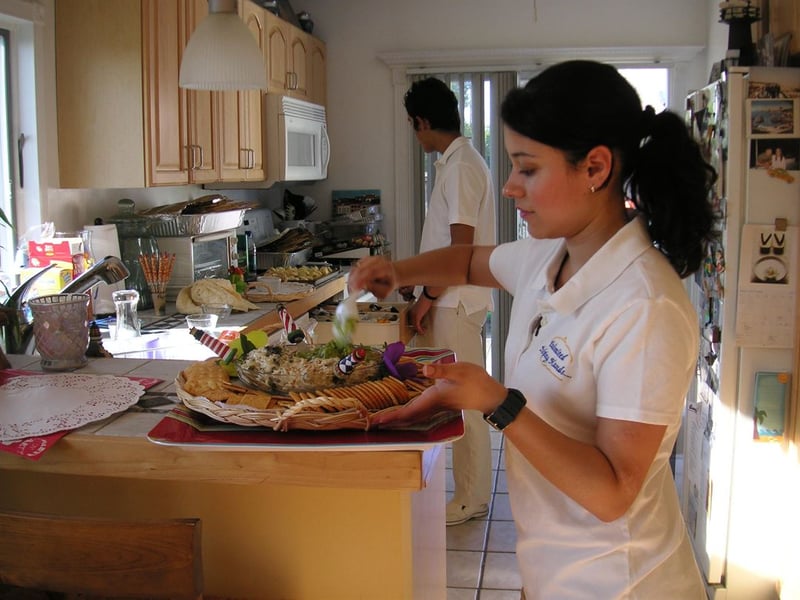 Event Waitstaff and Bartenders for Private Parties and Weddings – Staff – photo 4