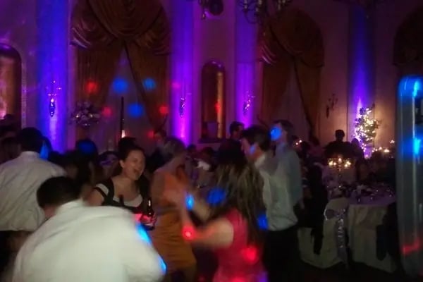 Wedding Ceremony Sound and Officiant Microphone Service – DJs – photo 2