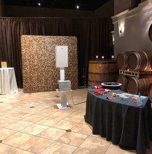 Weekday Photobooth Rental, 2 Hours With Prints + Custom Design – Photography