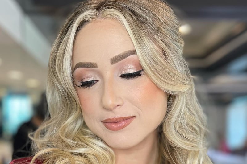 Bridal Hair and Makeup Package with Lashes and Hair Accessories – Beauty