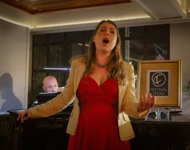 Opera Singer for Hire — Mezzo-Soprano Solo and Wedding Aria Sets – Entertainers
