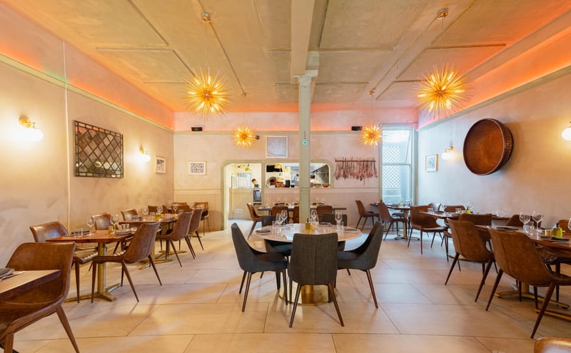 Rustic Italian Restaurant Buyout with Heated Year-Round Patio – Venues in San Francisco – photo 3