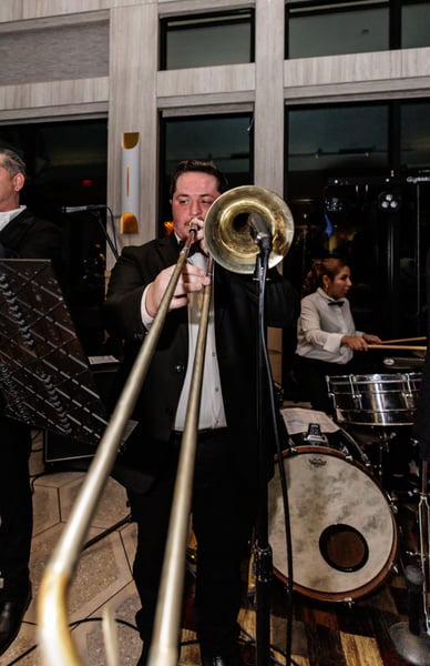 Seven-Piece Latin Orchestra with Brass Section and Bilingual MC – Bands – photo 2