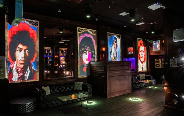Cocktail Lounge with Stage, Dance Floor and Video Mapping for 215 – Venues in San Francisco