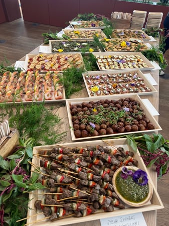 Catering Small Bites and Passed Appetizer Platters – Catering