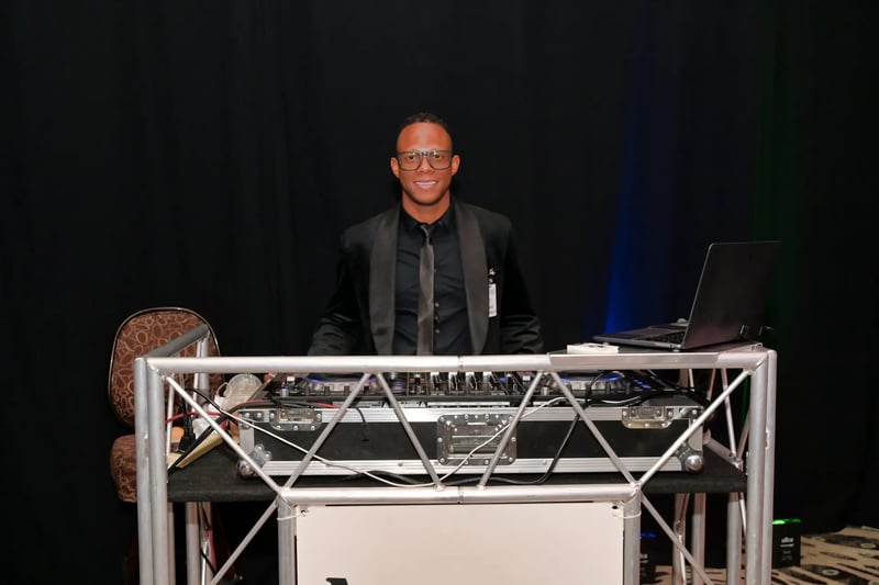 DJ Package with Sound System, Dance Floor Lighting and Requests – DJs – photo 3