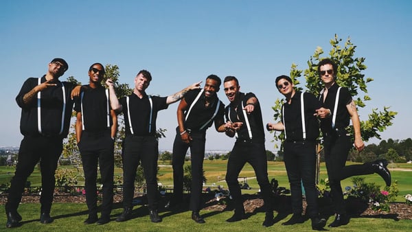 DJ with Live Saxophone, Violin and Percussion for Four Hours – Bands