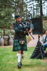 Solo Bagpiper for Wedding and Memorial Service, Highland – Bands