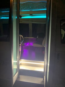 16 Passenger Limo Minibus Chauffeured Rental for Parties & Events – Transportation