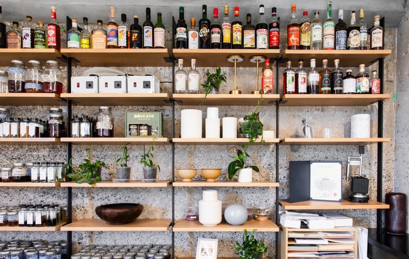 Private Distillery Lab Dining Room with Communal Table for 35 – Venues in San Francisco – photo 4