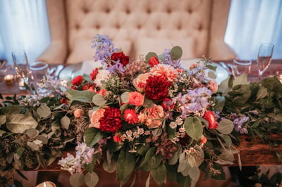 Full Service Wedding Florals with Bouquets and Centerpieces – Florists
