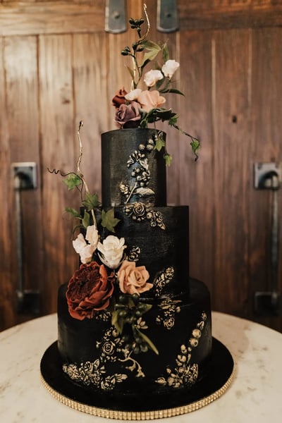 Custom Sculpted Fondant Wedding Cake Priced by the Slice – Bakeries – photo 2