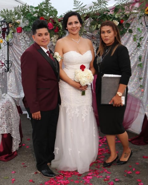 Bilingual English and Spanish Civil Wedding Ceremony Officiant – Officiants – photo 3