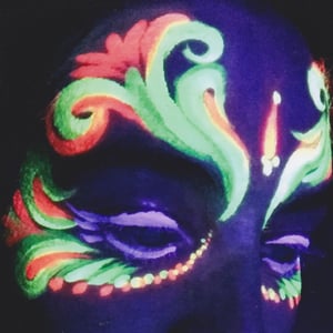UV Blacklight Glow Body Art Party (1 Artist, 2-4 Hours) – Entertainers