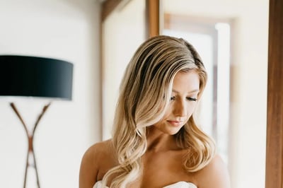 Bridal Blowout Hair Styling at Your Getting-Ready Location – Beauty