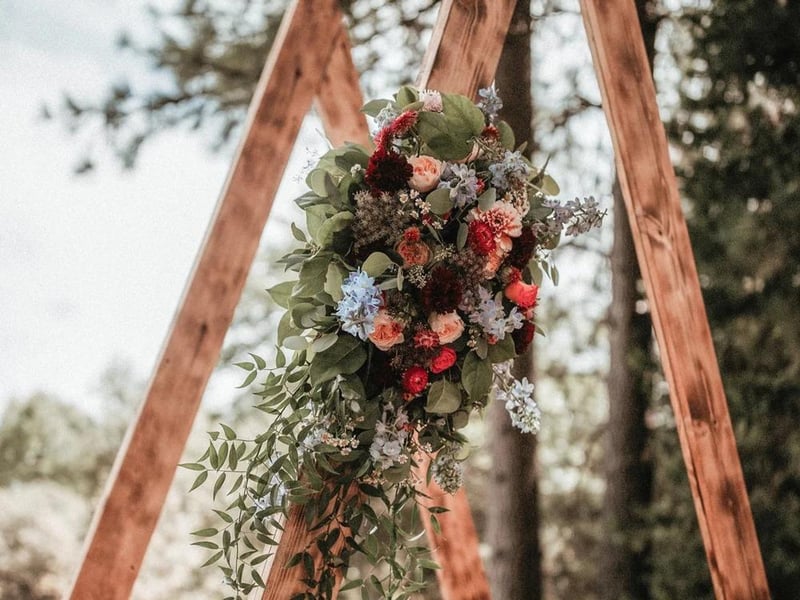Full Service Wedding Florals with Bouquets and Centerpieces – Florists – photo 2