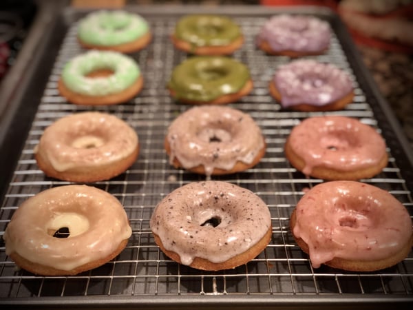 Regular Mochi Donut Dessert Box for Tiny Party Gatherings – Bakeries