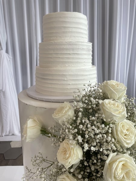 Custom Tiered Wedding Cakes in Buttercream or Fondant by Slice – Bakeries – photo 2