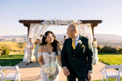 Wedding Elopement Florals with Bridal Bouquet and Boutonniere – Florists