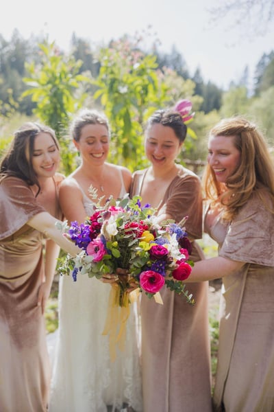 Farm Grown Wedding Flowers for a Small Bridal Party and One Table – Florists – photo 2