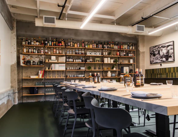 Private Distillery Lab Dining Room with Communal Table for 35 – Venues in San Francisco