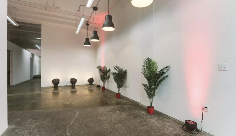 Ground-Floor Industrial Loft with High Ceilings and Kitchenette – Venues in San Francisco – photo 3
