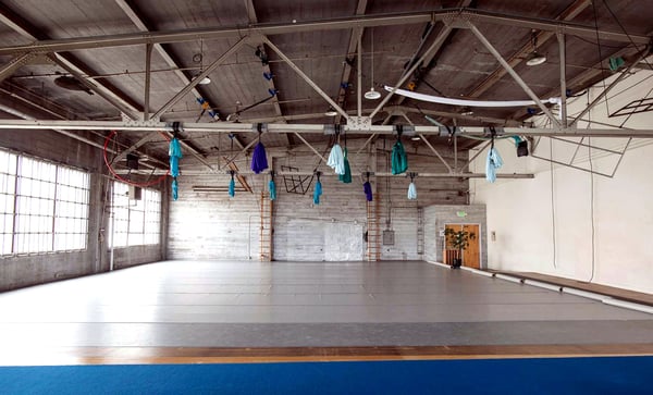 Warehouse with Natural Light for Events – Venues in San Francisco