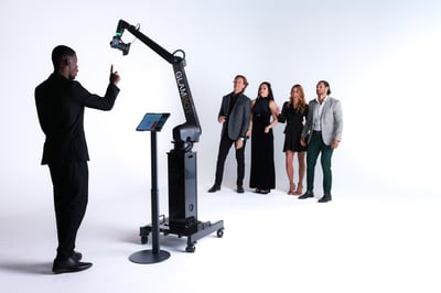Glambot: Robotic Slow-Motion Red Carpet Video for Galas – Photography