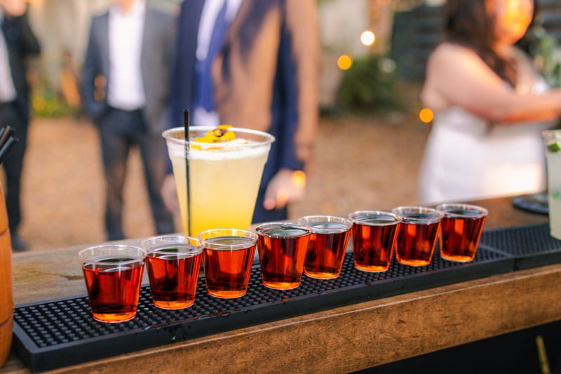 Happy Hour Bar Package with Beer, Wine and Simple Mixed Drinks – Bar Services – photo 2