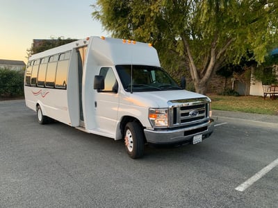 27 Passenger Executive Limo Bus Chauffeured Service for Any Event – Transportation