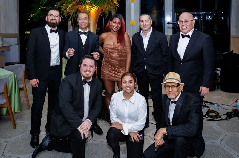 Five-Piece Latin Wedding Band with Female Singer and Bilingual MC – Bands