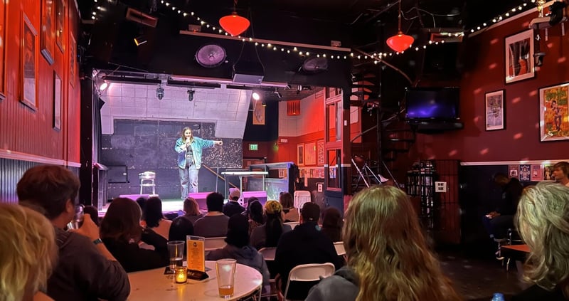 Rock Music Venue with Stage, Bar, Pool Table and Projector – Venues in San Francisco – photo 4