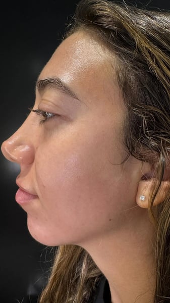 Two Rapid Airbrush Tan Sessions With Clear Solution in Studio – Beauty in Thousand Oaks – photo 2
