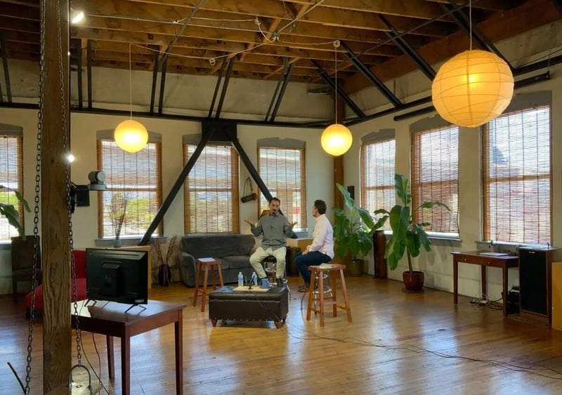 Sunlit Loft Studio with Greenscreen for Meetings and Shoots – Venues in San Francisco – photo 4