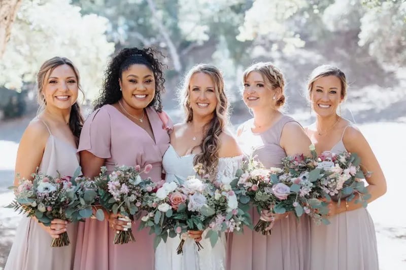 Bridal Party Hair and Makeup with Soft Glam and Lashes per Person – Beauty – photo 4