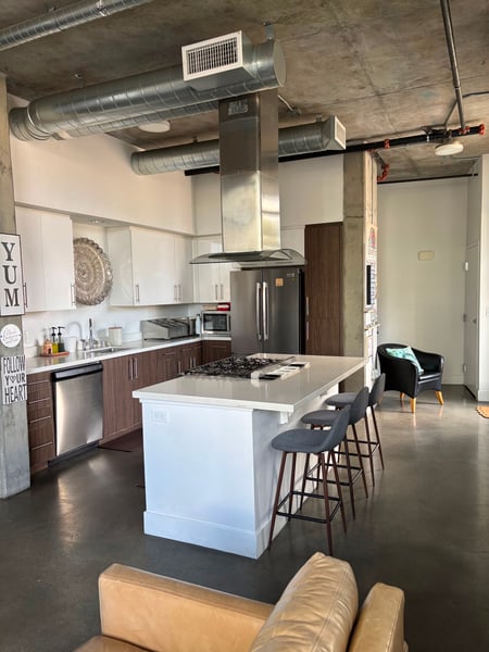 Private Event Space with Open Kitchen for Up to 30 Guests – Venues in Redwood City – photo 3