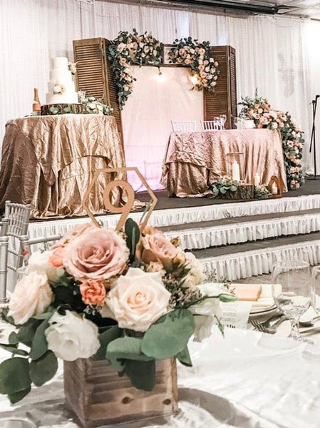 Low Floral Centerpieces for Wedding and Event Reception Tables – Florists – photo 3