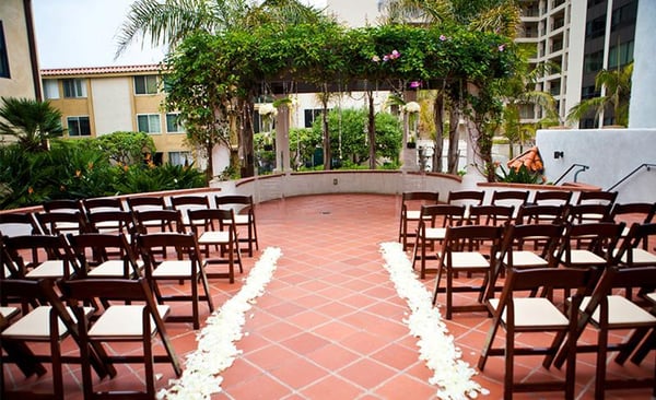 All-Inclusive Wedding Package for 50 Guests with Sun Room Terrace – Venues in La Jolla