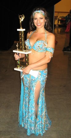 Belly Dancer for Hire — Elegant Solo and Troupe Performances – Entertainers