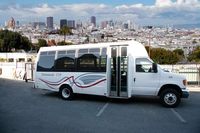 20 Passenger Limo Bus Luxury Rental for Weddings, Proms & Parties – Transportation