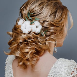 On-Location Flower Girl Hair Styling for the Wedding Day – Beauty