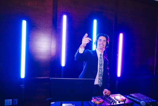 SoCal Event DJ Services for Wedding and Corporate Event – DJs