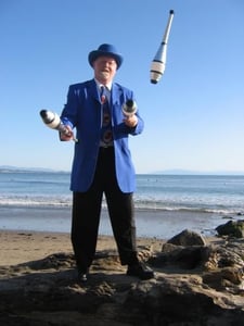 Juggling and Magic Show for Kids Birthday Parties – Entertainers