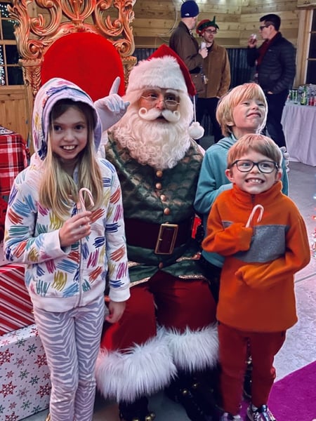 Santa Claus for Hire: 35-Year Veteran with Hand-Made Suit – Entertainers – photo 2
