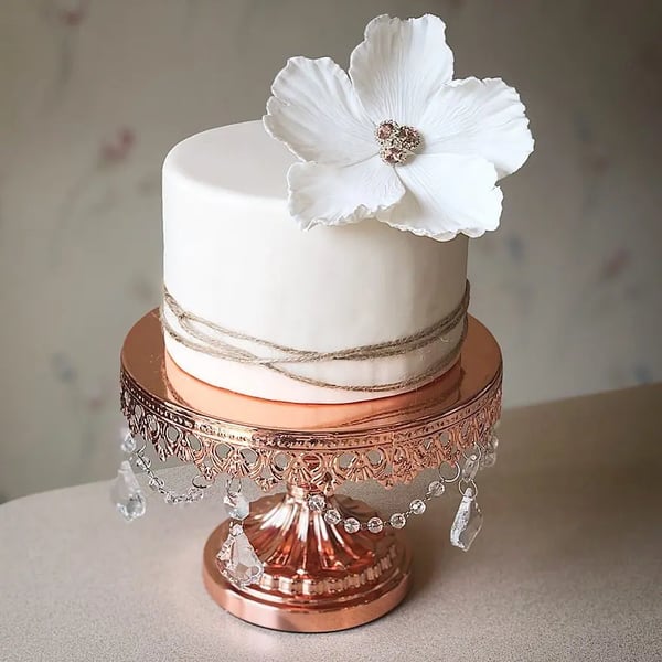 Custom Fondant Wedding Cake Priced per Slice with Delivery – Bakeries – photo 3