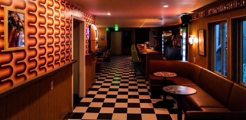 Retro 1970s Lounge Bar Party Space with Skee-Ball and Taps – Venues in San Francisco – photo 4