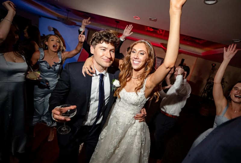 Six-Hour Event DJ and MC with Dual Speaker Towers and Light Show – DJs – photo 3