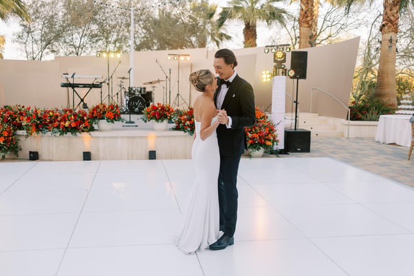 Live Harpist for Wedding Ceremonies, Cocktail Hours and Dinners – Bands